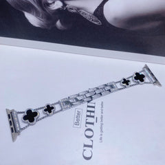Comfortable clasp feature of watch band image 8