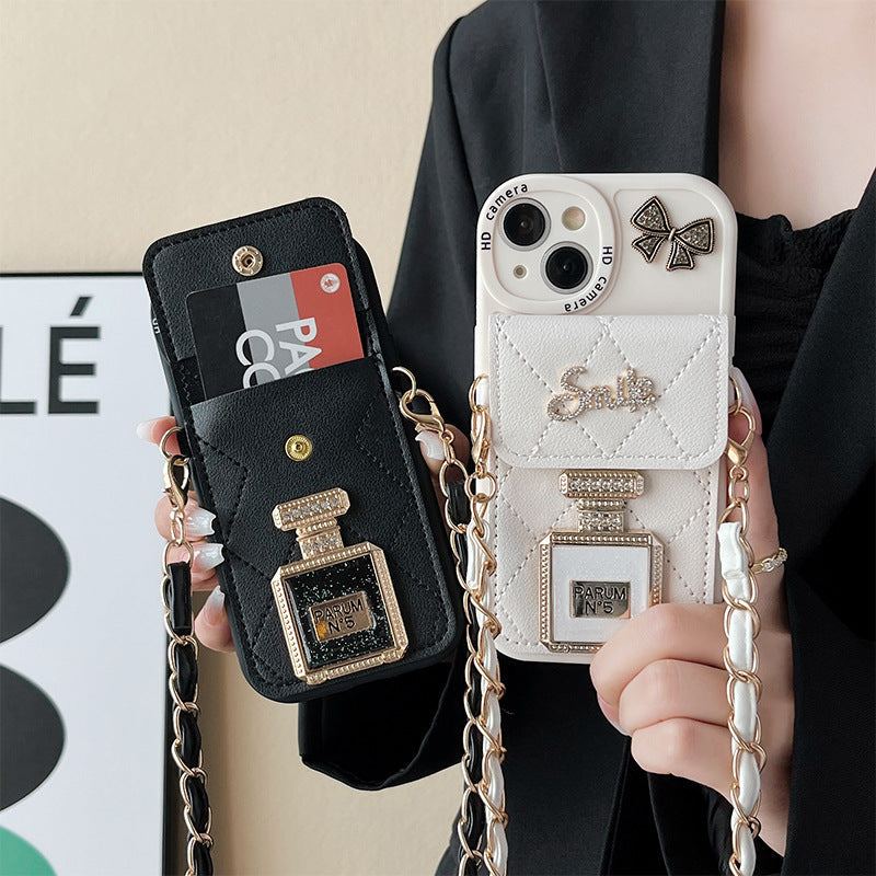 Versatile phone case in khaki for outings
