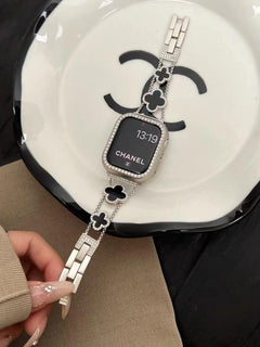 Premium metal material used in Starlight Apple Watch Band