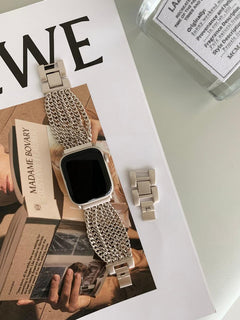Premium metal material used in Starlight Apple Watch Band