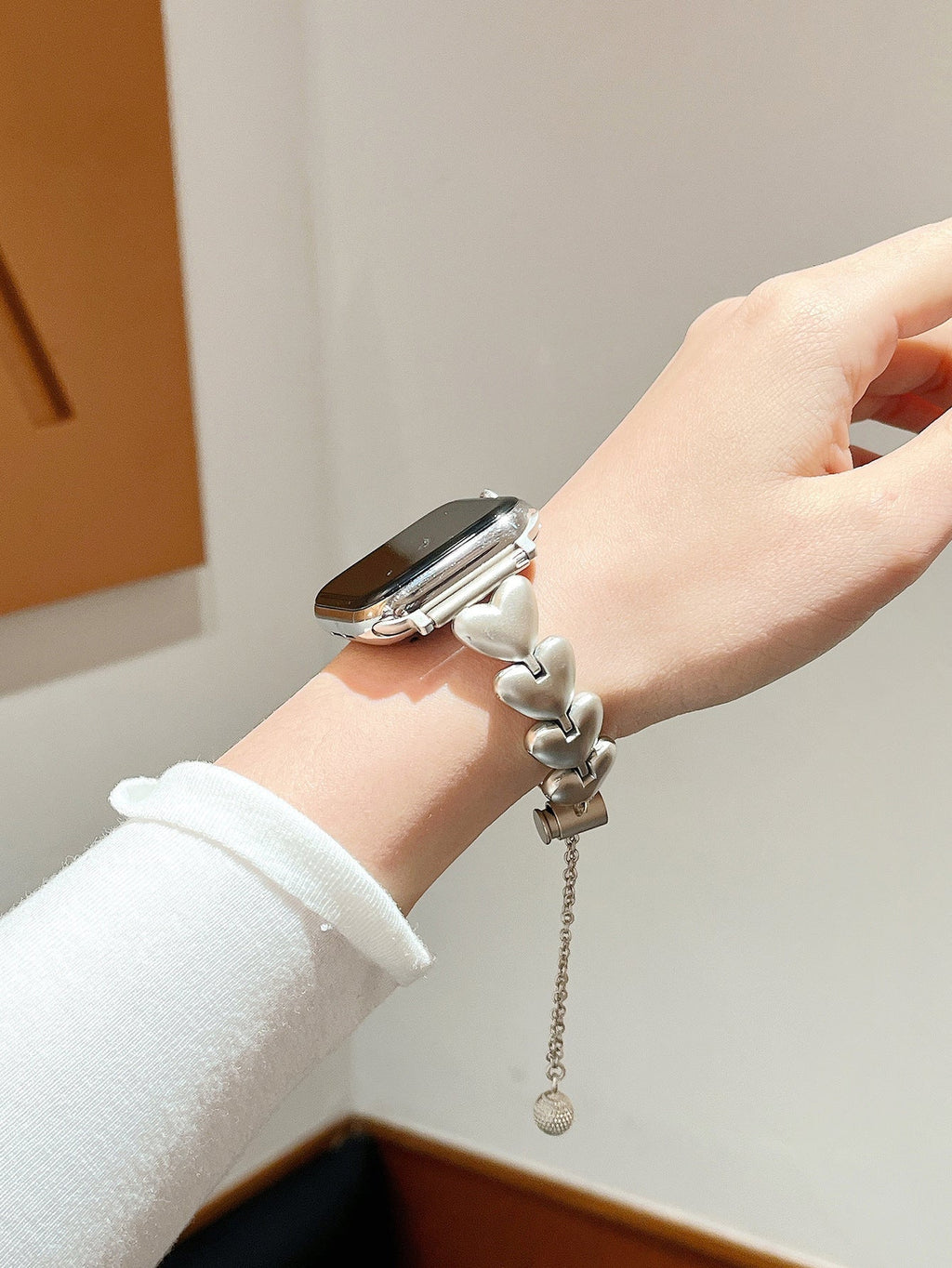 Black metal heart link bracelet for Apple Watch