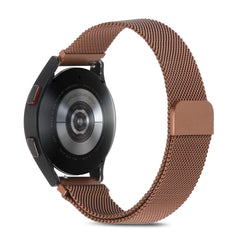 Soft metal texture of the Milanese loop band