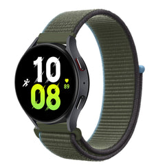 Nylon watch band showing wrist size compatibility