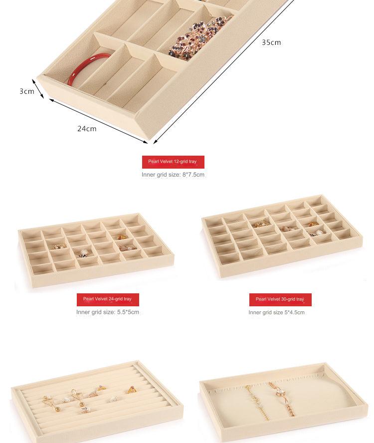 Jewellery organiser showcasing various accessories