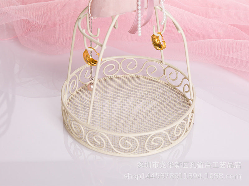 Customisable jewelry storage solution
