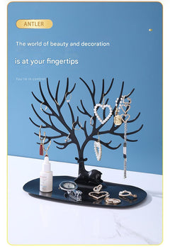 Elegant jewelry display for retail setting