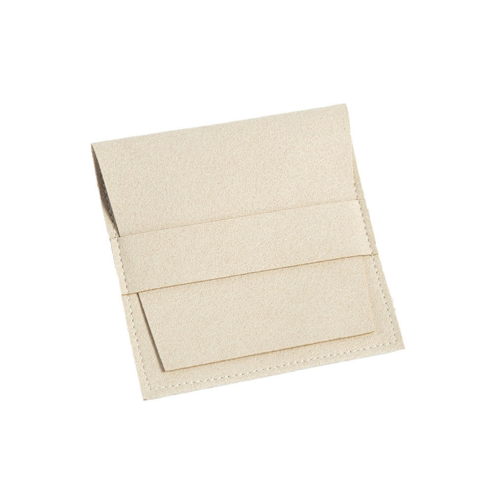 Stylish velvet pouch for earrings image 3