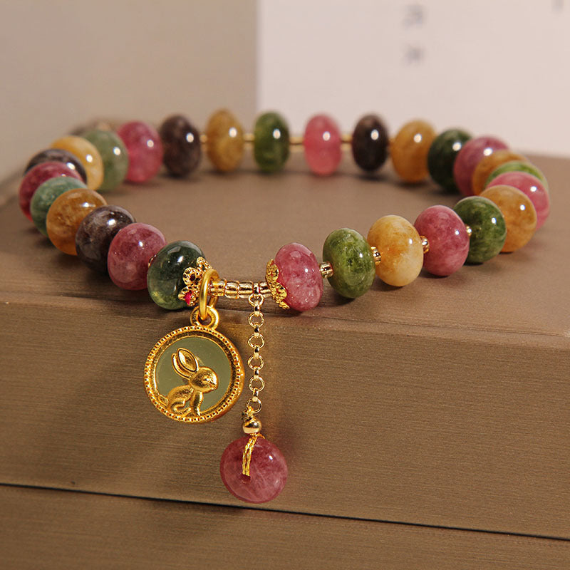 Elegant tourmaline bracelet close-up image