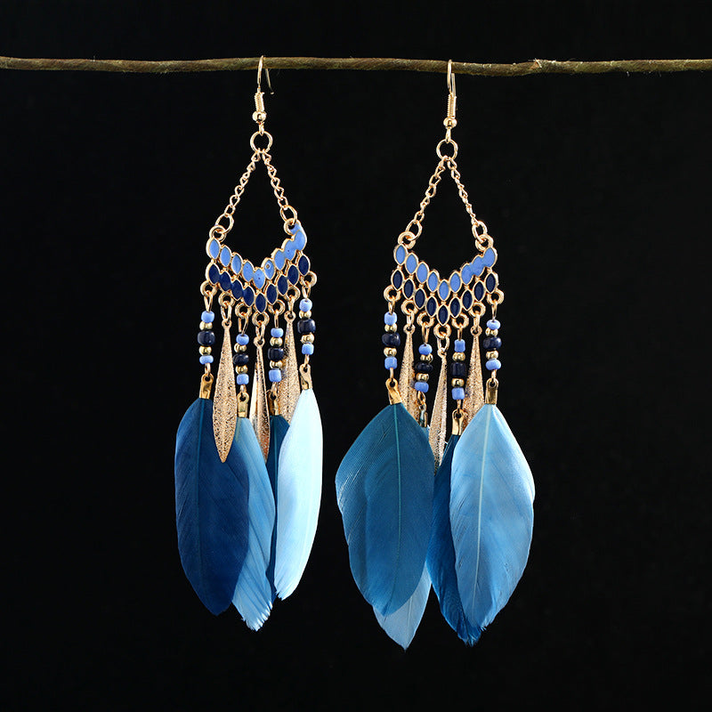 Fashionable spring accessories for women