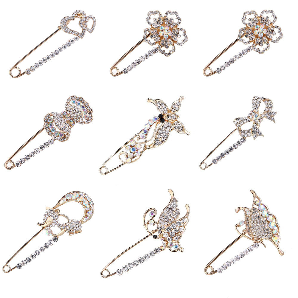 Elegant Floral Brooch Design for Women - Image 3