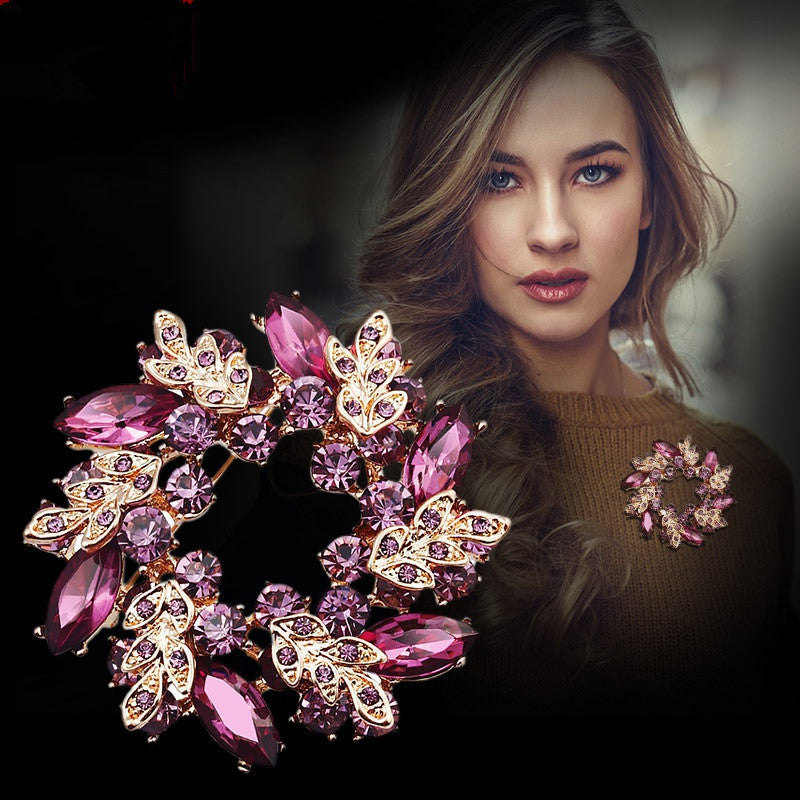 Elegant accessory pin for women's fashion
