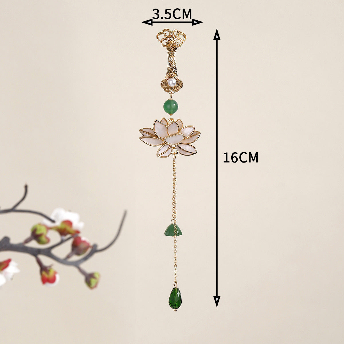 elegant brooch design with floral motif