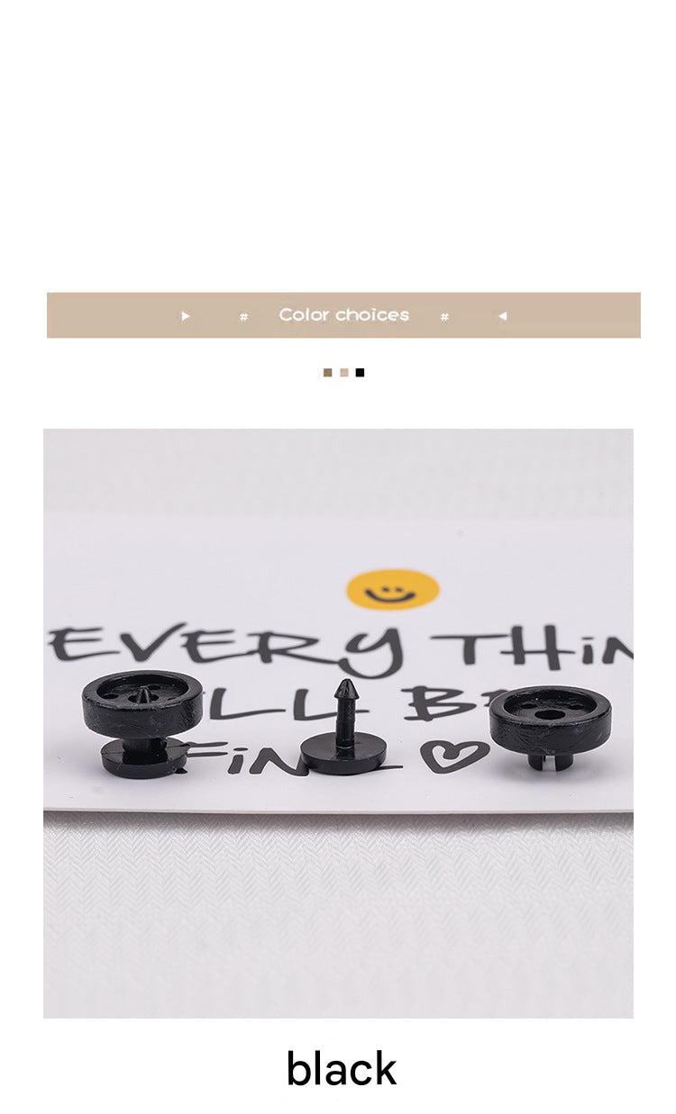 No-sew snap-on buttons for clothing