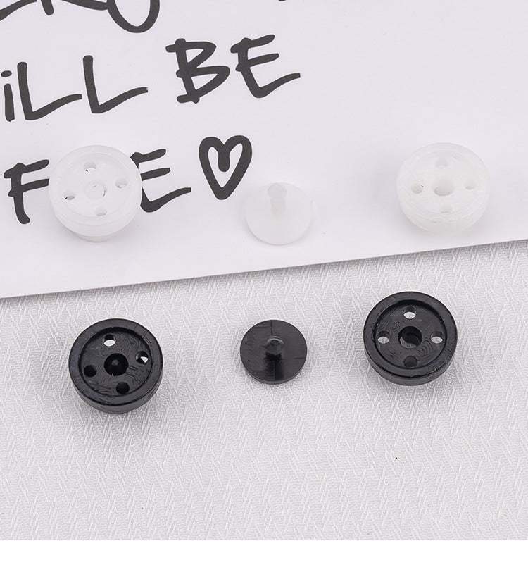 Versatile snap buttons for collars