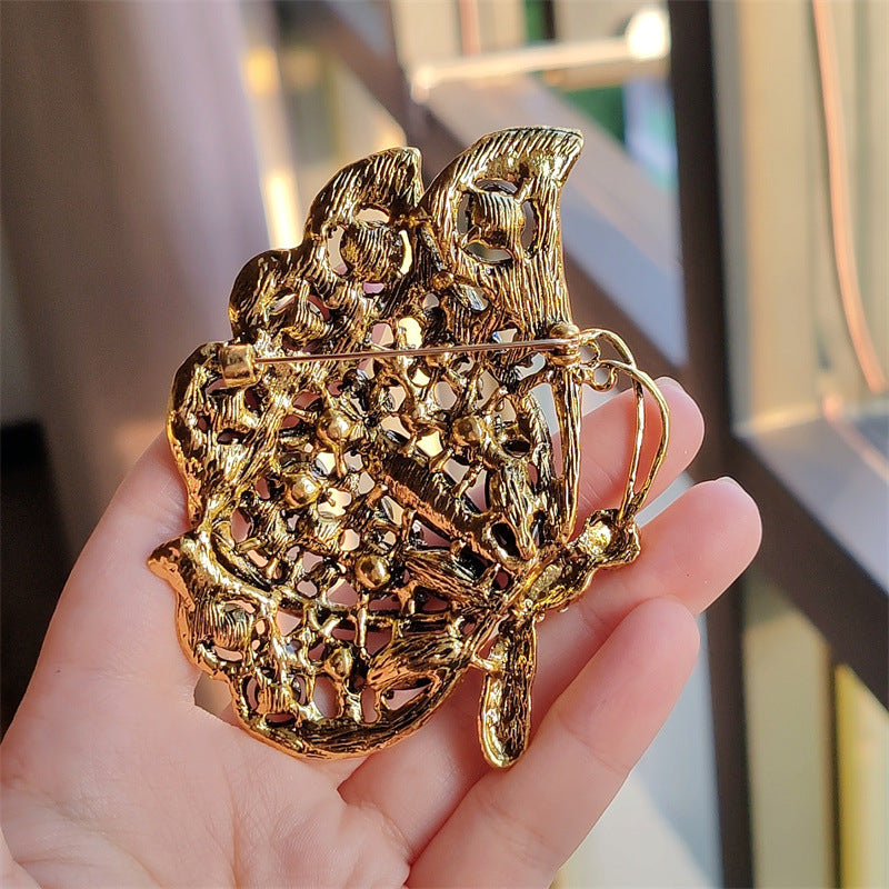 Multi-colour butterfly brooch design