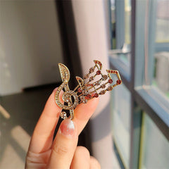 Stylish fashion pin for outfits - image 2