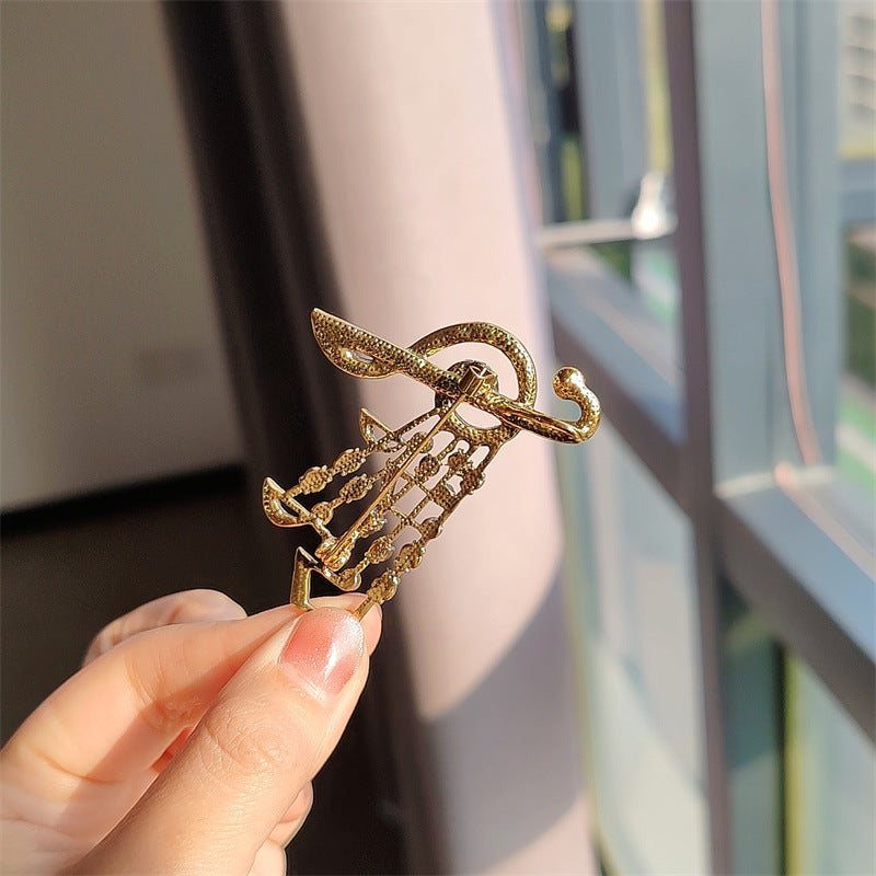 Stylish rhinestone pin for jackets - image 8