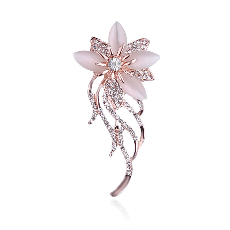 High-quality alloy floral brooch with gemstones