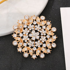 Elegant Vintage Floral Brooch Pin image 6