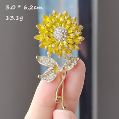 Elegant fashion accessory for women
