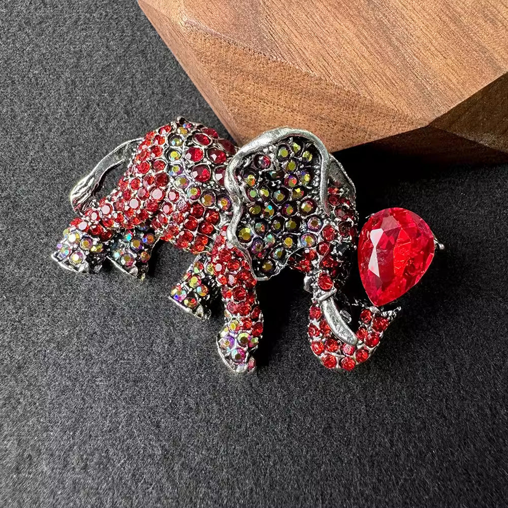 Rhinestone Elephant Brooch on Model - Image 7