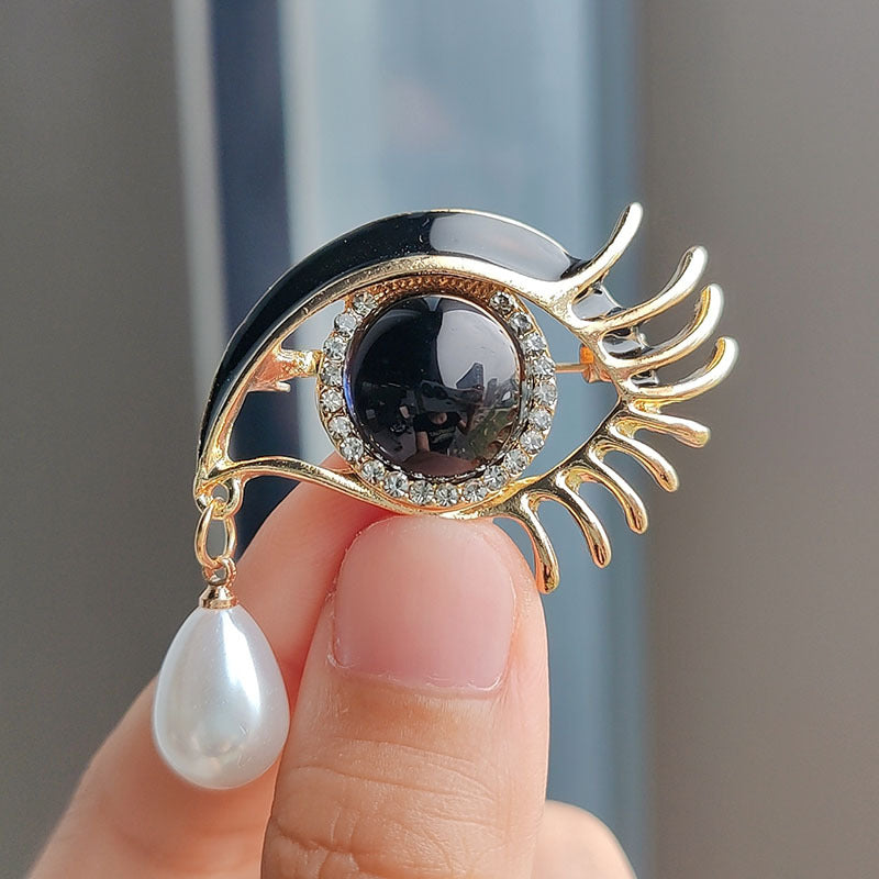 elegant pearl and alloy brooch design - image 2