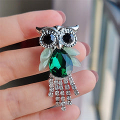 Owl pin as a unique fashion statement