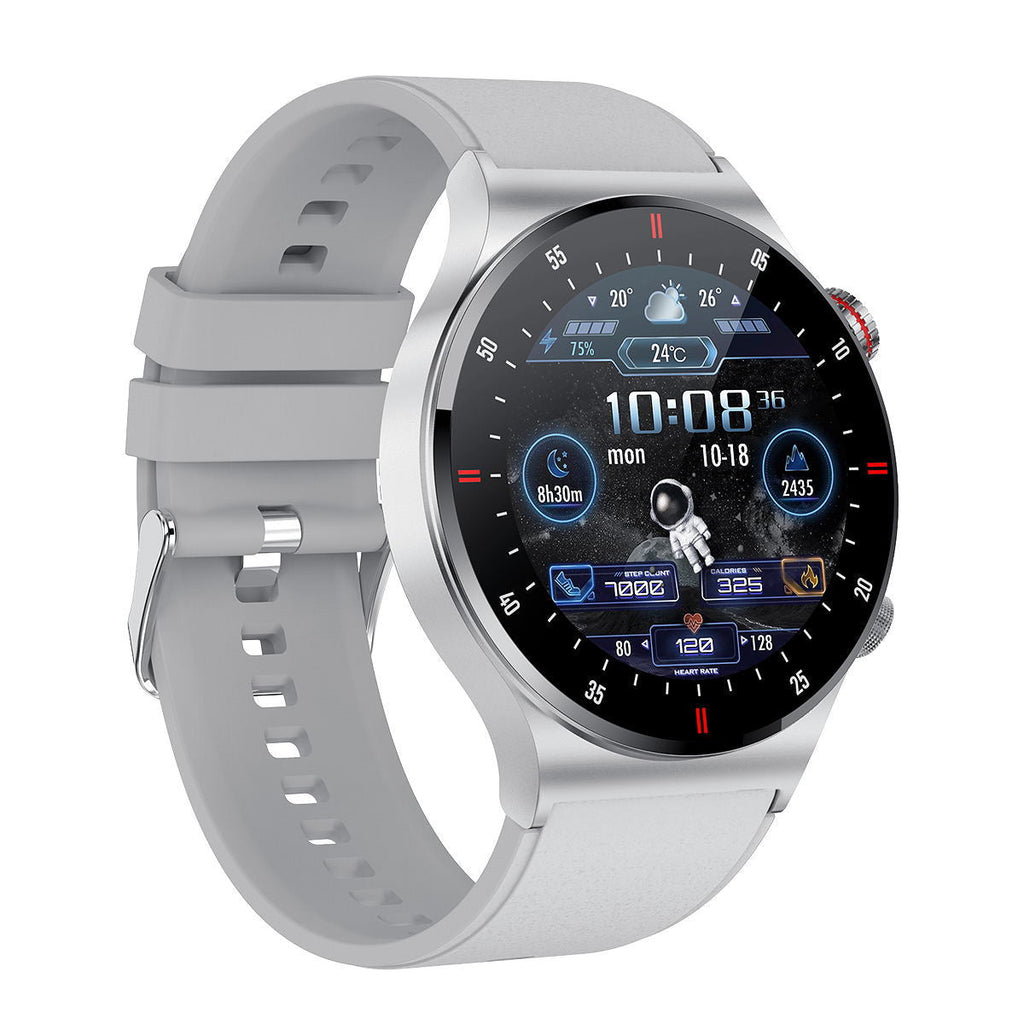 Close-up of QW33 Smartwatch Screen