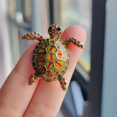 Trendy Rhinestone Turtle Belt Pin Image 6