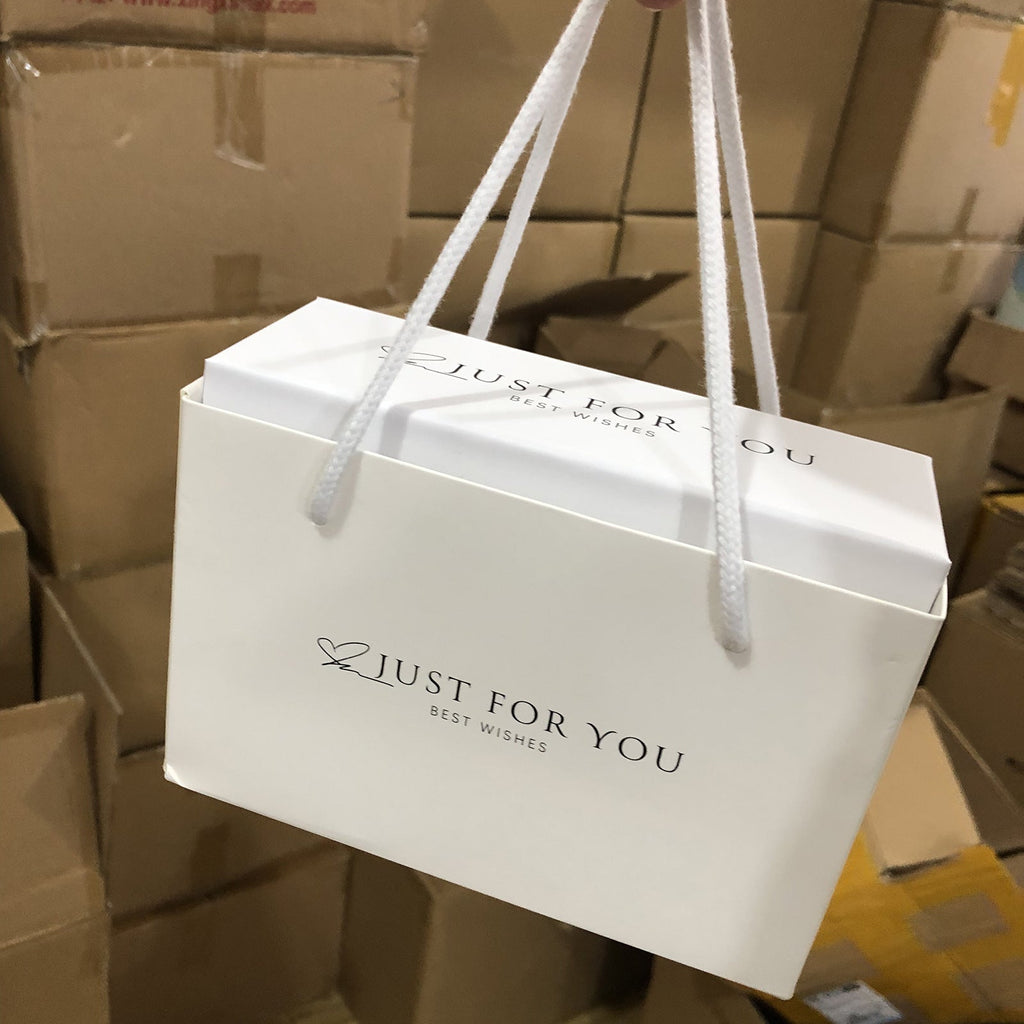 Durable paper gift bag for special events