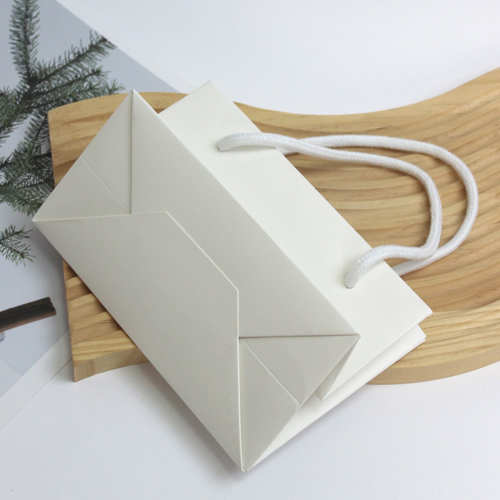 Versatile gift bags perfect for any occasion