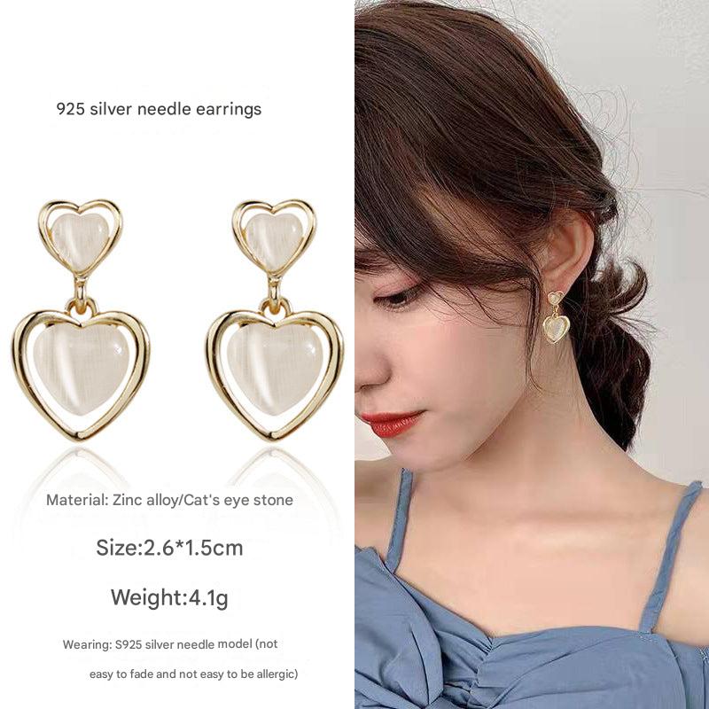 Stylish alloy and pearl earrings 4