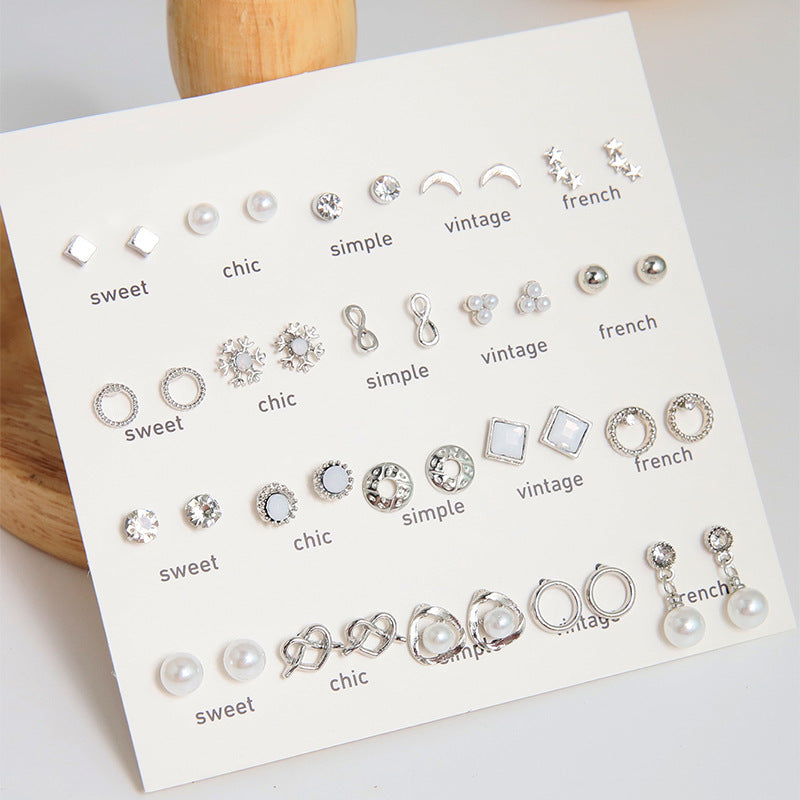 Stunning Pearl Earrings Set Image 2
