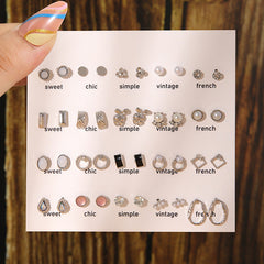 Stunning Pearl Earrings Set Image 8