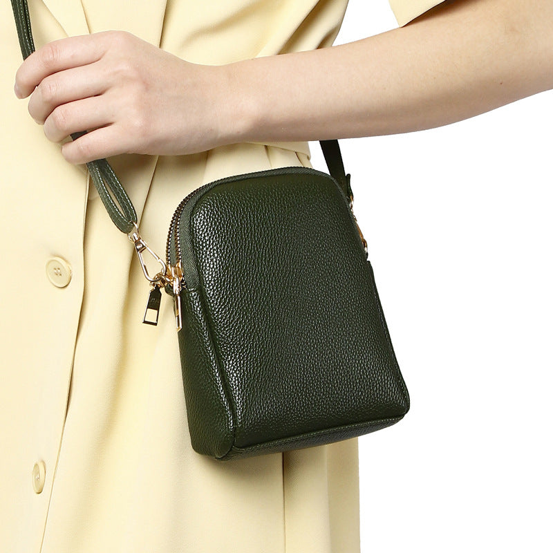 Chic Color-Block Mini Round Bag side view