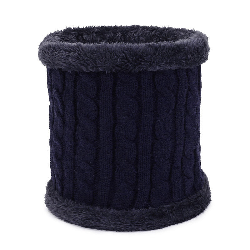 Lifestyle image of knitted neck warmer outdoors