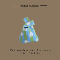 Knitted tote bag in casual setting