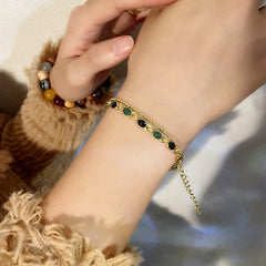Star-Shaped Cat Eye Stone Bracelet showcasing versatility
